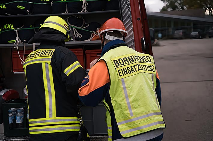 Übungseinsatz der Feuerwehr bei Blunk in Rendswühren - Foto Jugendfeuerwehr Bornhöved 32